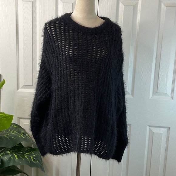 Universal Thread Women's Crewneck Openwork Pullover Sweater Black XXL - Picture 2 of 12